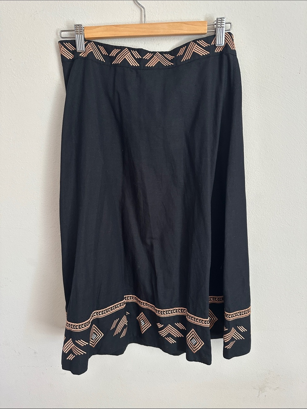 Banana Republic Black Skirt with  Geometric Embroidery 6